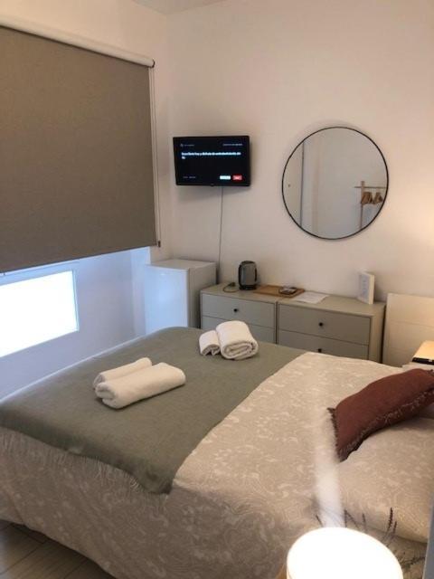 מדריד Avenida De Asturias Apartment B מראה חיצוני תמונה